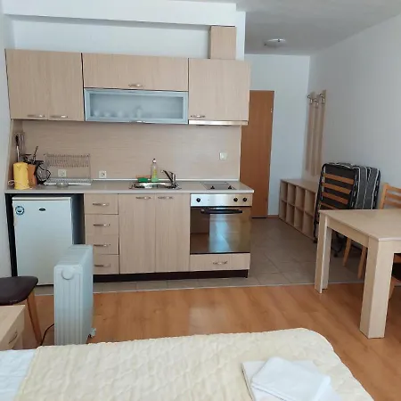 Аспен Голф Апартаменти *